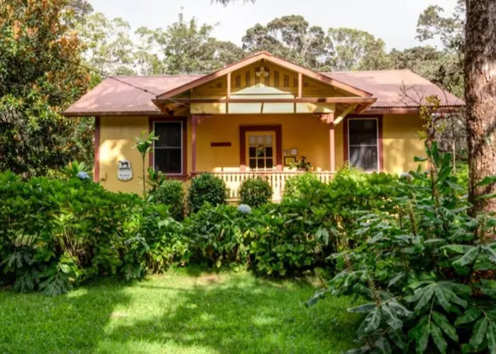 Tutu\'S Place By Volcano Heritage Cottages